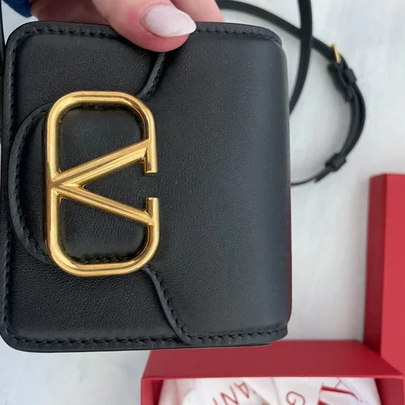 ❌SOLD❌Valentino Garavani Mini Square Bag Black Calfskin Leather Signature VLogo - Picture 7 of 12